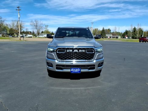 Used 2025 RAM 1500 Big Horn AWD/4WD image 9
