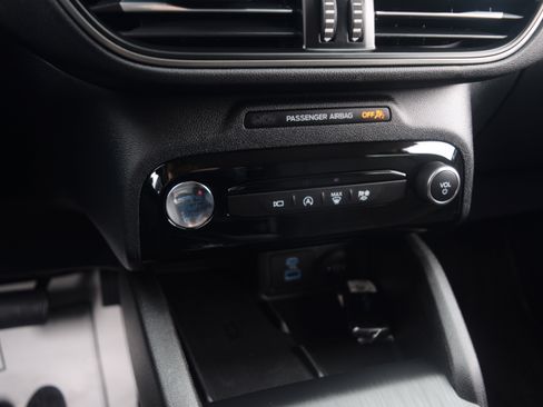 Used 2023 Ford Escape Active w/ Tech Pack #2 image 11