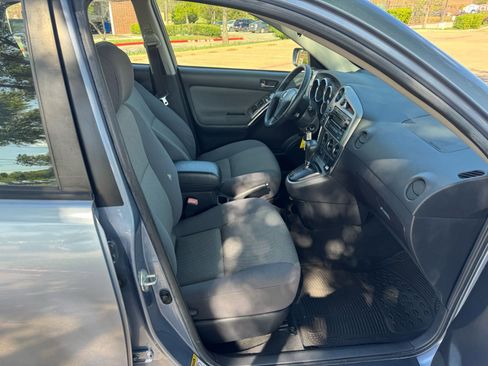 Used 2007 Toyota Matrix XR image 15