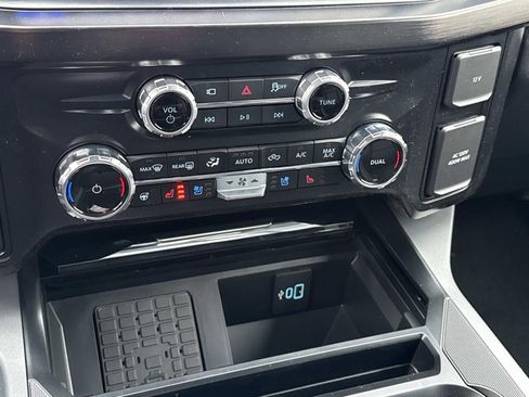 New 2026 Ford F250 Lariat w/ Chrome Package image 16