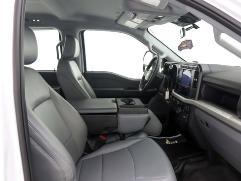 Used 2024 Ford F250 XL w/ Snow Plow Prep Package image 14