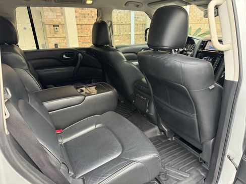 Used 2020 INFINITI QX80 Luxe w/ Proassist Package image 21