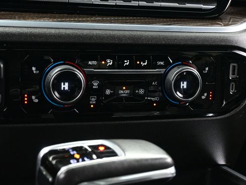 Used 2022 Chevrolet Silverado 1500 RST image 20