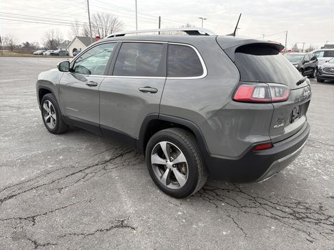Used 2019 Jeep Cherokee Limited image 6
