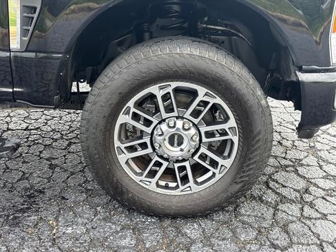 Used 2023 Ford F350 Limited w/ FX4 Off-Road Package AWD/4WD image 10