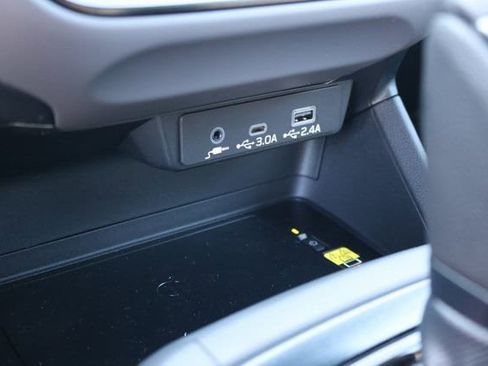 Used 2025 Subaru Crosstrek 2.5i Limited w/ Crosstrek Mirror Package image 31