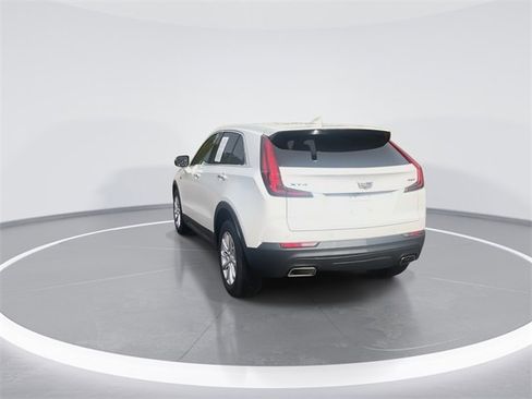 Used 2023 Cadillac XT4 Luxury image 9