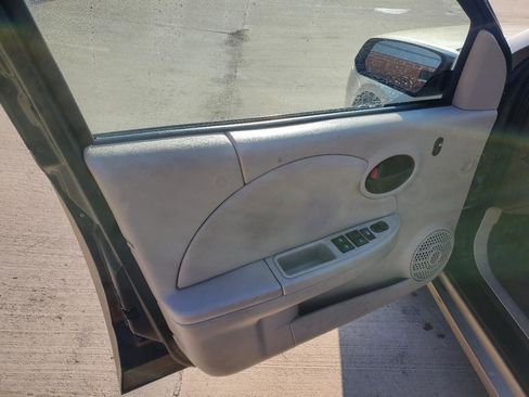 Used 2005 Saturn ION Level 2 w/ Power Pkg image 16