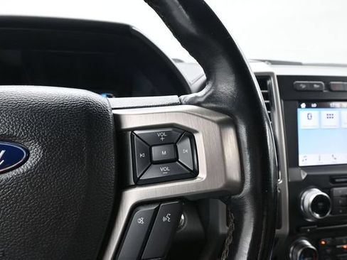 Used 2018 Ford F150 Platinum w/ Equipment Group 701A Luxury AWD/4WD image 22