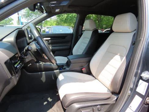 Used 2023 Honda CR-V Sport Touring image 14