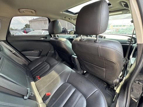 Used 2015 Buick Verano Leather w/ Experience Buick Package FWD image 32