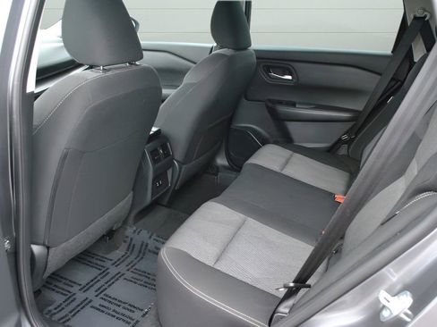 Used 2025 Nissan Rogue SV AWD/4WD image 24