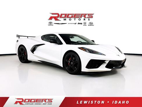 Used 2022 Chevrolet Corvette Stingray Preferred Cpe image 1