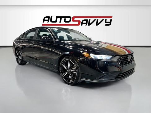 Used 2024 Honda Accord Sport image 1