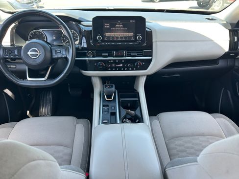 Used 2022 Nissan Pathfinder SV w/ SV Premium Package FWD image 20