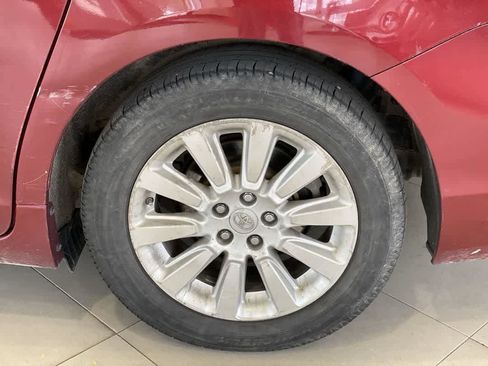 Used 2014 Toyota Sienna Limited AWD/4WD image 12
