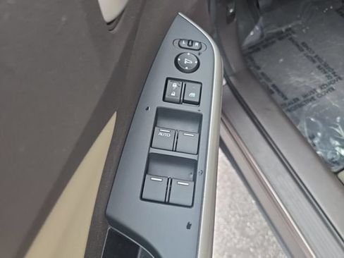 Used 2014 Honda CR-V EX-L image 16