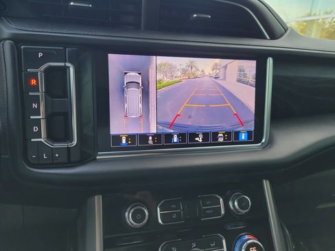 Used 2021 GMC Yukon XL Denali w/ Denali Ultimate Package image 22