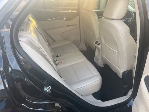 Certified 2022 Buick Envision Essence w/ Technology Package I image 8