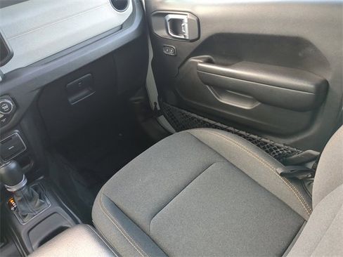 Used 2024 Jeep Wrangler Sport S image 18