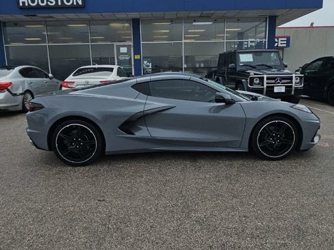 Used 2025 Chevrolet Corvette Stingray Coupe w/ 1LT RWD image 8