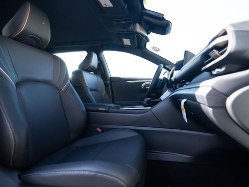 New 2025 Toyota Crown Signia w/ Advanced Technology Package image 14