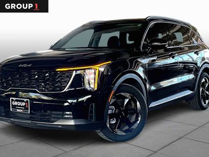 Used 2025 Kia Sorento EX w/ EX Panoramic Sunroof Package