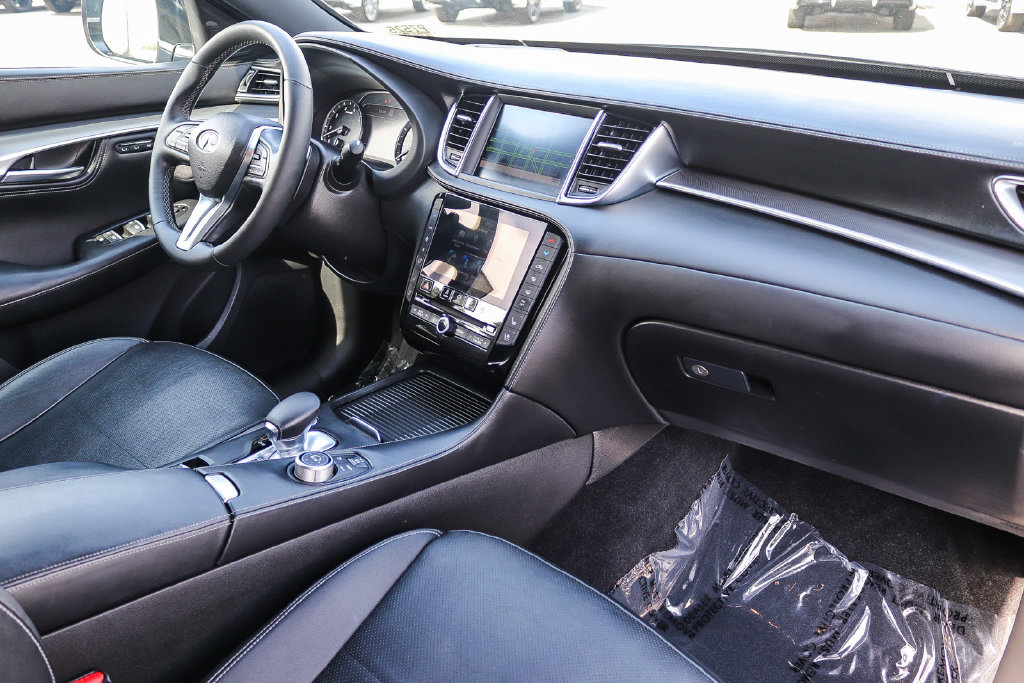 Certified 2022 INFINITI QX55 Essential w/ Proactive Package AWD/4WD image 16