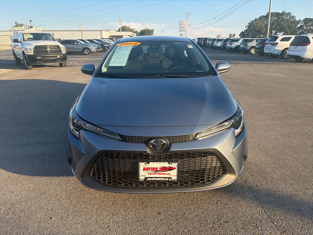 Used 2022 Toyota Corolla LE w/ Carpet Mat Package (TMS) FWD image 3