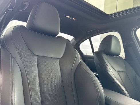 Used 2022 BMW 330i xDrive Sedan w/ Convenience Package image 19