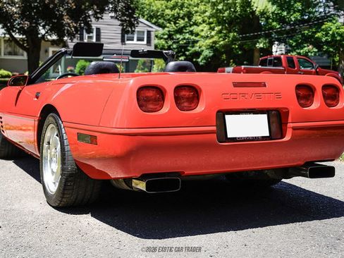 Used 1994 Chevrolet Corvette Convertible RWD image 6