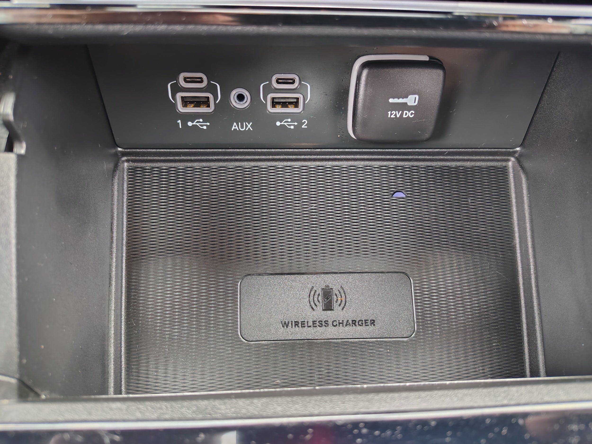 Certified 2024 Jeep Grand Cherokee Altitude AWD/4WD image 37
