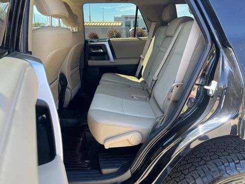 Certified 2022 Toyota 4Runner SR5 Premium w/ Moonroof Package AWD/4WD image 26