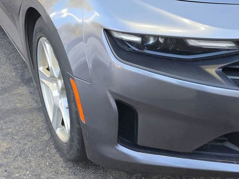 Used 2020 Chevrolet Camaro LT image 4