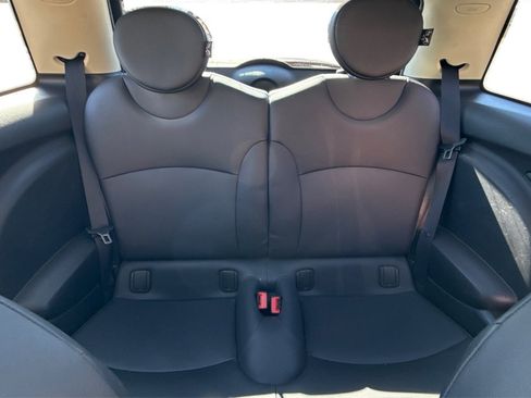 Used 2013 MINI Cooper Hardtop image 21