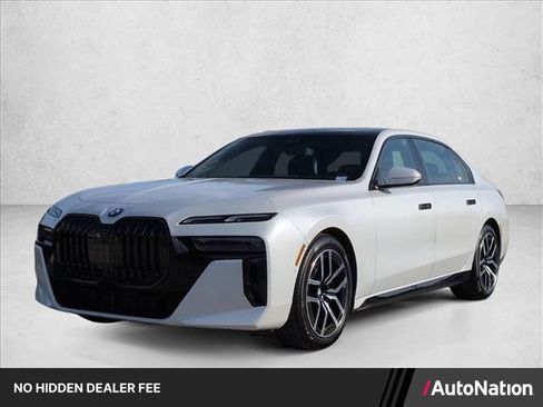 Used 2025 BMW 740i xDrive w/ Premium Package AWD/4WD image 1