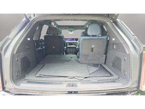 Used 2025 Cadillac Escalade IQ Luxury 2 w/ LPO, Premium Carpet Package AWD/4WD image 77