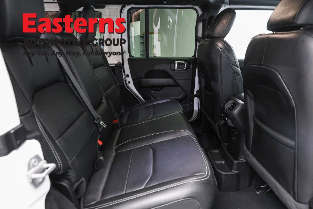 Used 2022 Jeep Wrangler Unlimited Sahara w/ Cold Weather Group AWD/4WD image 25