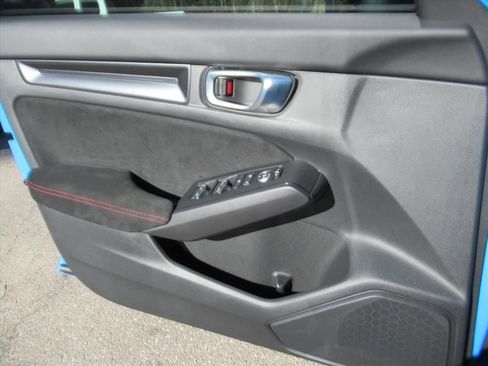 Used 2025 Honda Civic Type R image 27