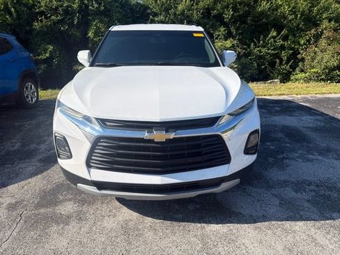 Used 2021 Chevrolet Blazer LT AWD/4WD image 2