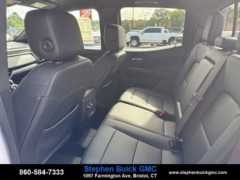 New 2026 GMC Canyon Elevation w/ Convenience Package image 10