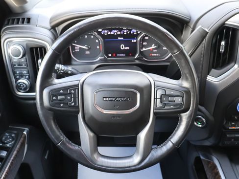 Used 2019 GMC Sierra 1500 Denali w/ Technology Package AWD/4WD image 17