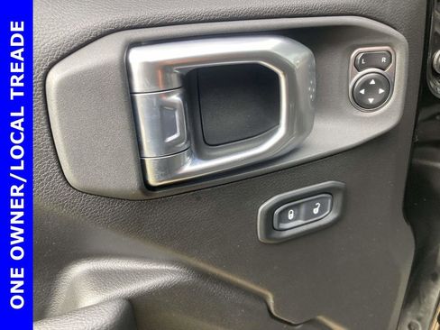 Used 2024 Jeep Wrangler Sport S image 15