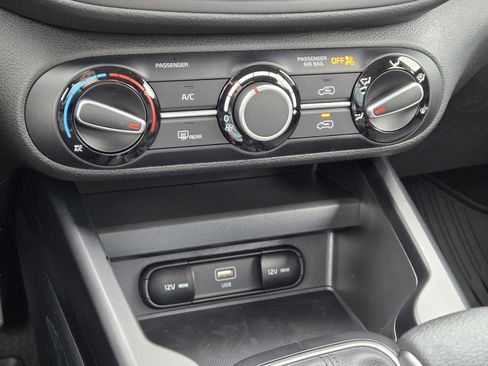 New 2025 Kia Soul LX image 27