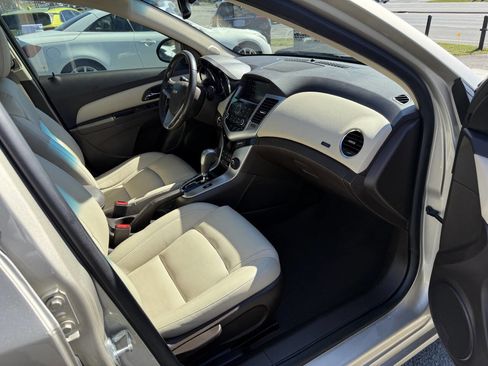 Used 2015 Chevrolet Cruze LTZ w/ Enhanced Safety Package image 13