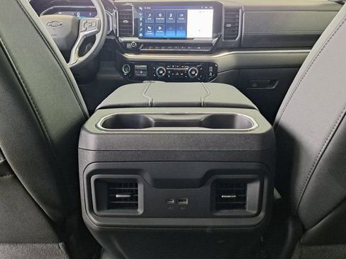 Used 2024 Chevrolet Silverado 1500 RST AWD/4WD image 29
