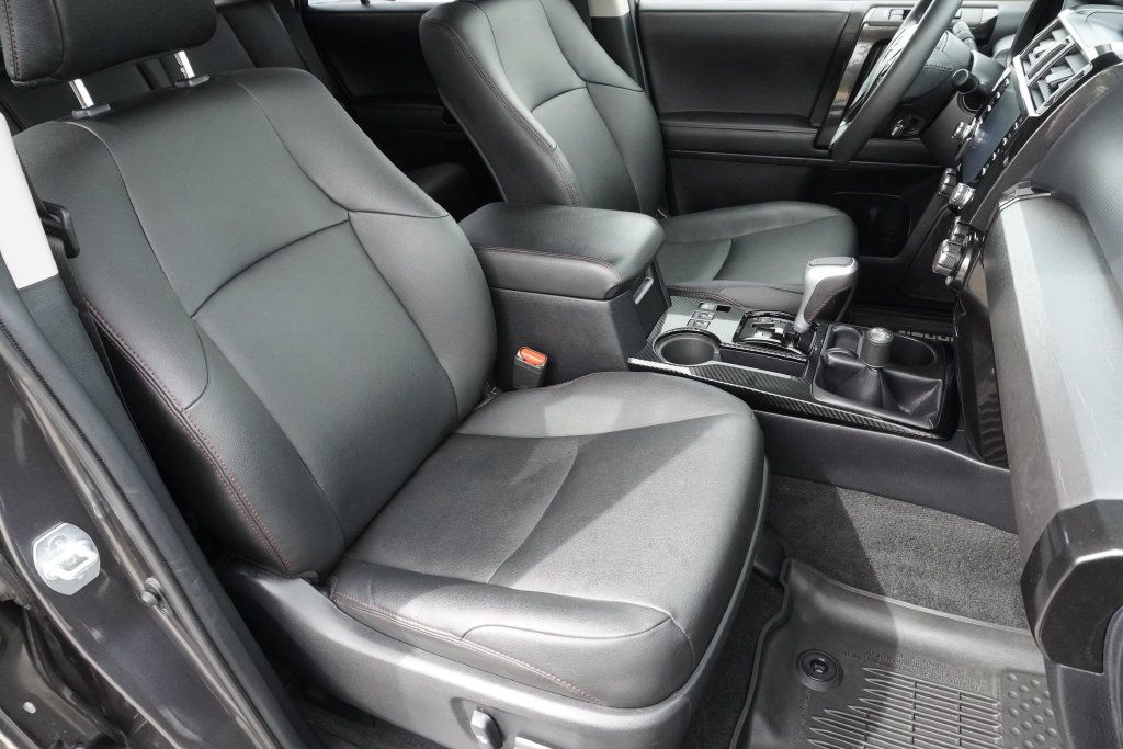 Used 2021 Toyota 4Runner TRD Off-Road Premium w/ Moonroof Package AWD/4WD image 24