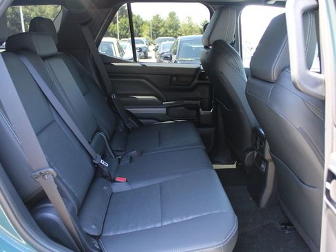 Used 2025 Toyota 4Runner TRD Off-Road Premium w/ Tow Technology Package AWD/4WD image 14