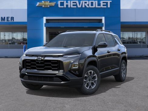 New 2026 Chevrolet Equinox ACTIV w/ Convenience Package III AWD/4WD image 30