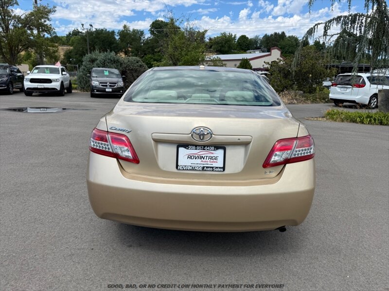 Used 2011 Toyota Camry LE FWD image 6